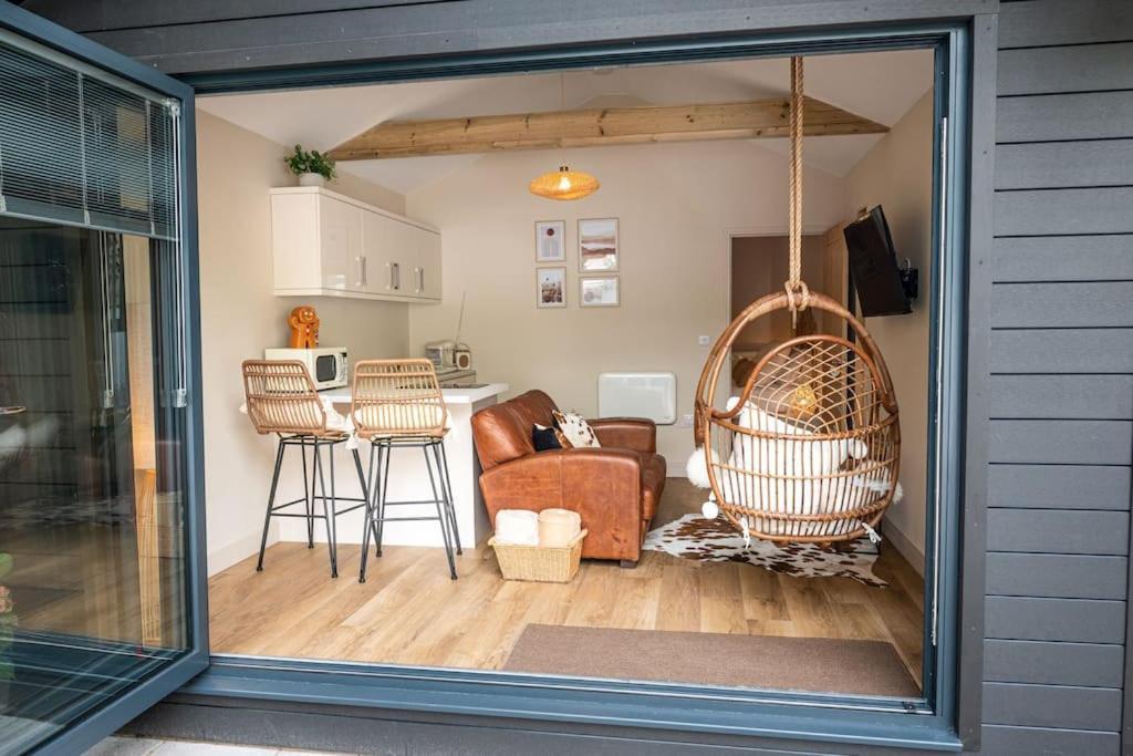 Gingerbread Lodge Торкі Екстер'єр фото